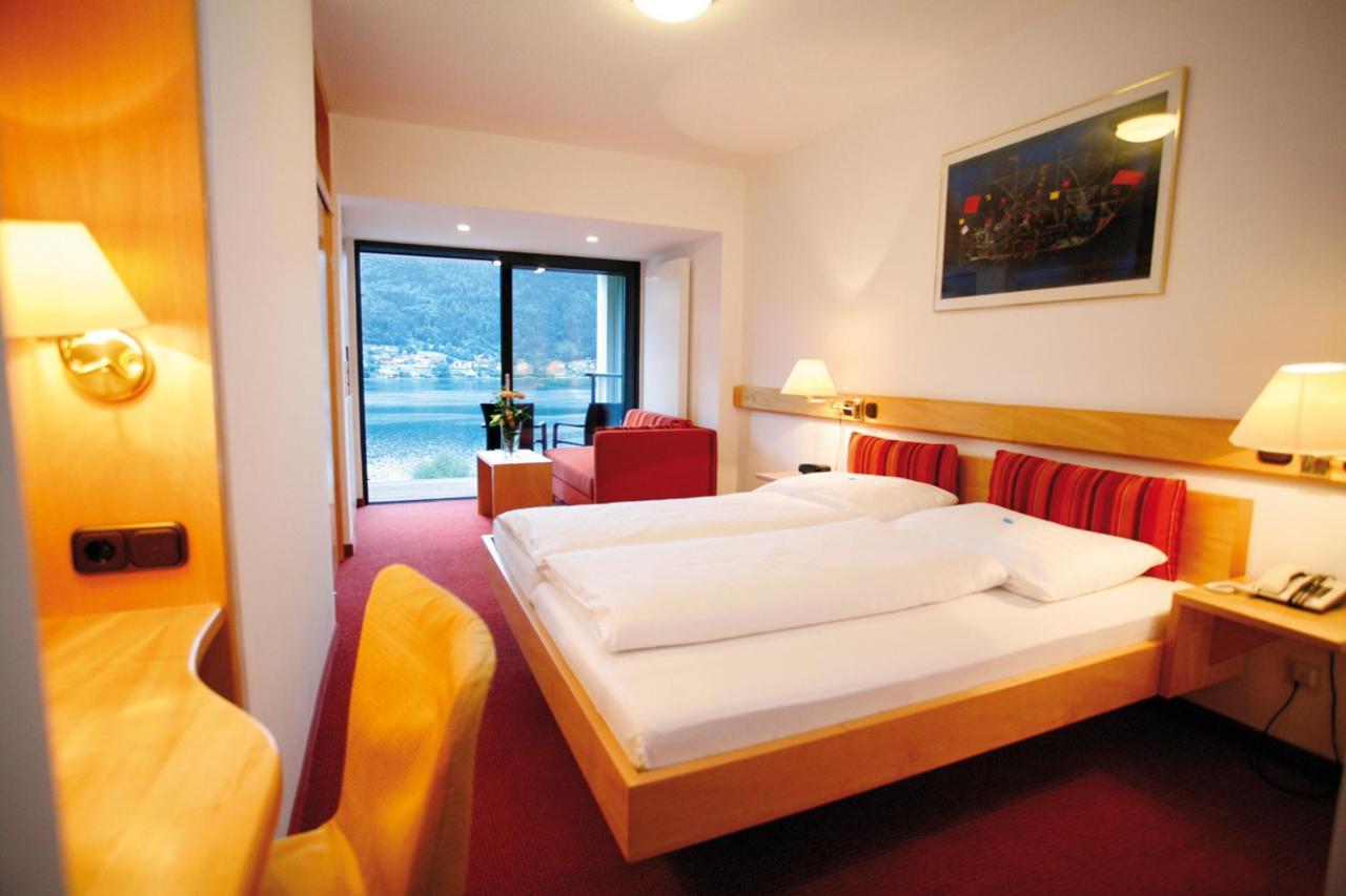 Seehotel Hoffmann Steindorf am Ossiacher See Bagian luar foto